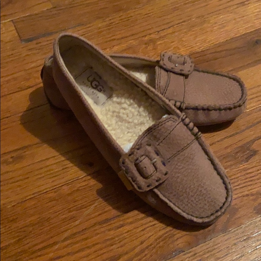 UGG Moccasins Shoes Women’s Sz 5